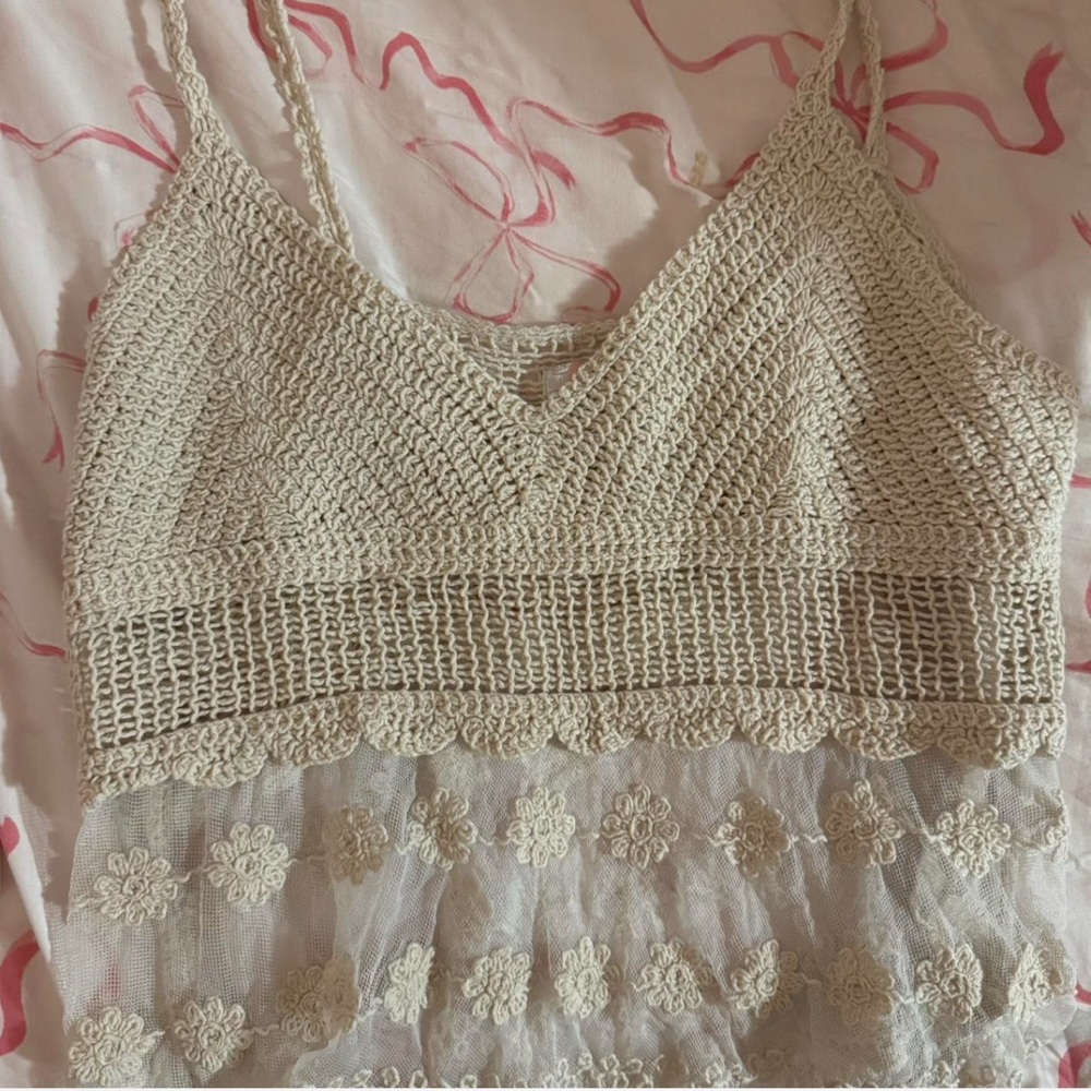 Elegant Cream Crochet Lace Top